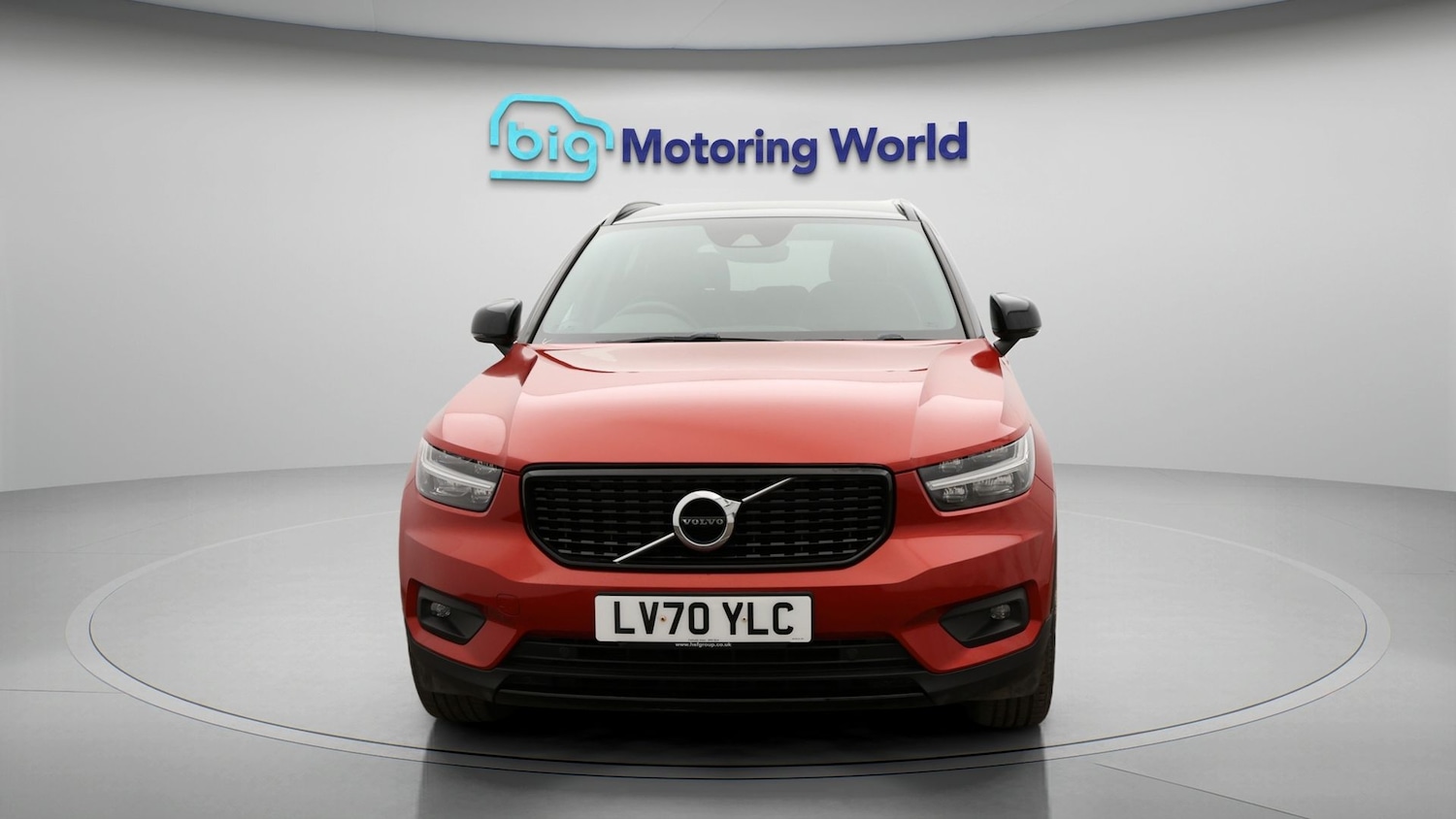 Used Volvo XC40 2020 for sale - 78210952: Photo 2