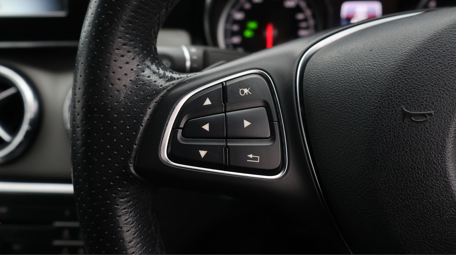 Used Mercedes-Benz CLA 2017 for sale - 77804051: Photo 21