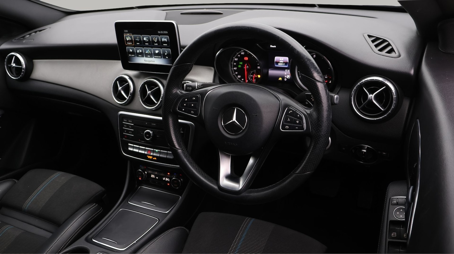 Used Mercedes-Benz CLA 2017 for sale - 77804051: Photo 9