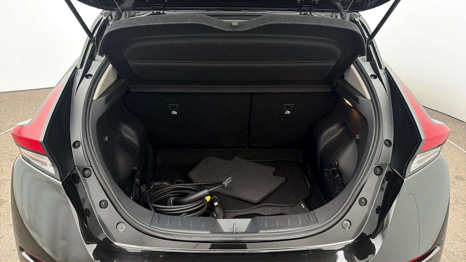 Used Nissan Leaf 2024 for sale - 78067102: Photo 16