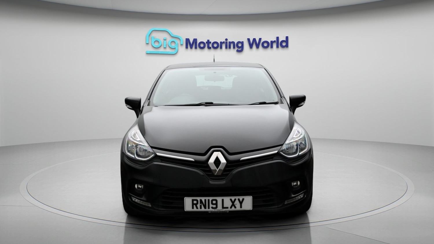 Used Renault Clio 2019 for sale - 78166162: Photo 2
