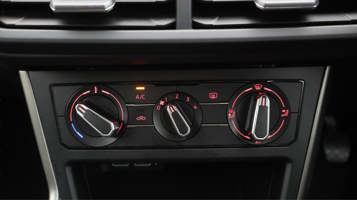 Used Volkswagen Polo 2018 for sale - 76561010: Photo 13