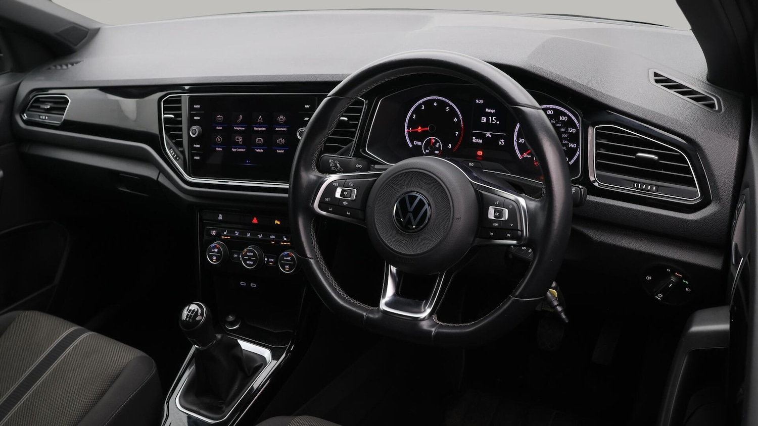 Used Volkswagen T-Roc 2021 for sale - 76522536: Photo 10