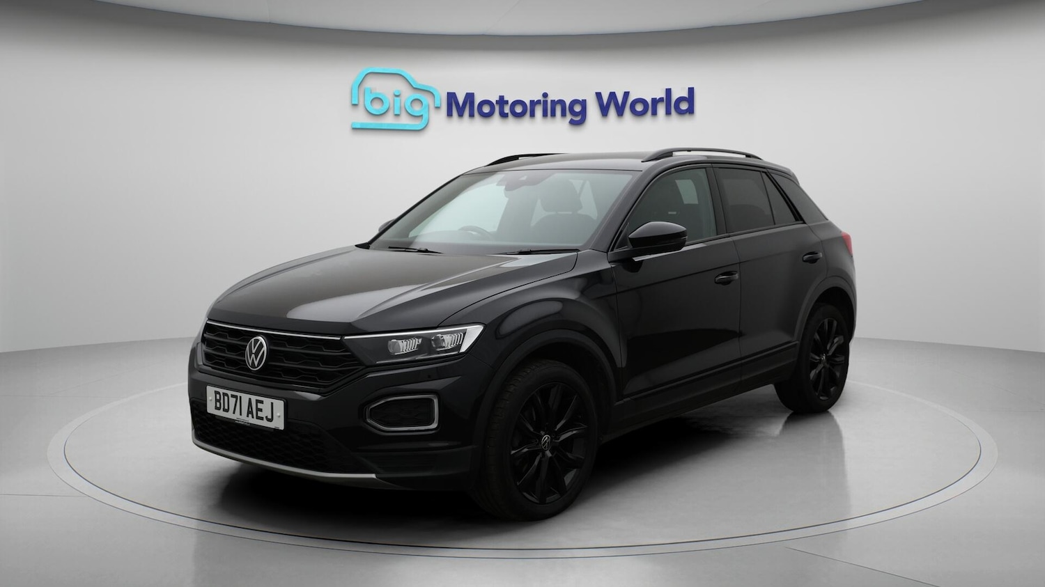 Used Volkswagen T-Roc 2021 for sale - 76522536: Photo 4