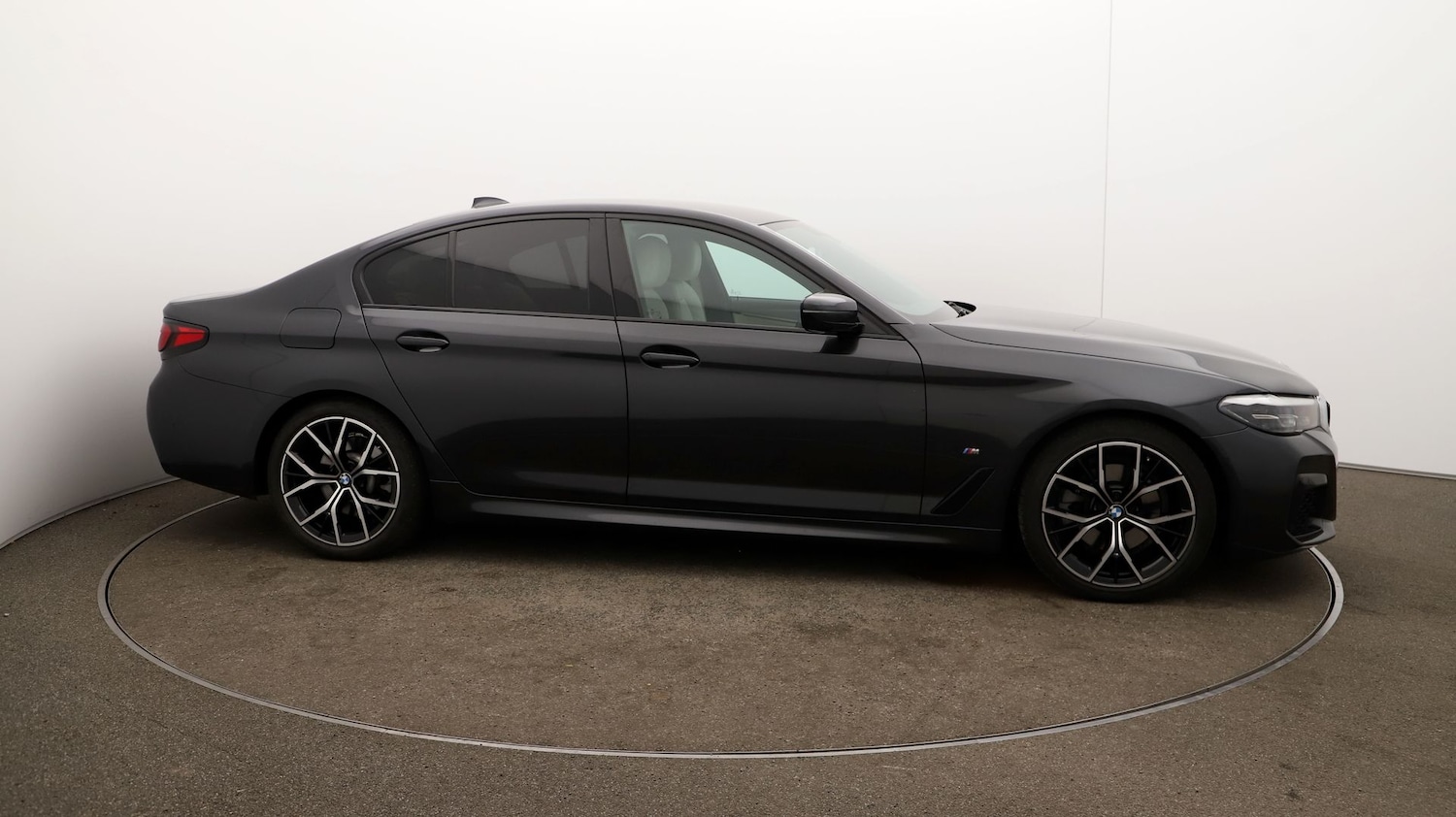 Used BMW 5 Series 2022 for sale - 76810534: Photo 42