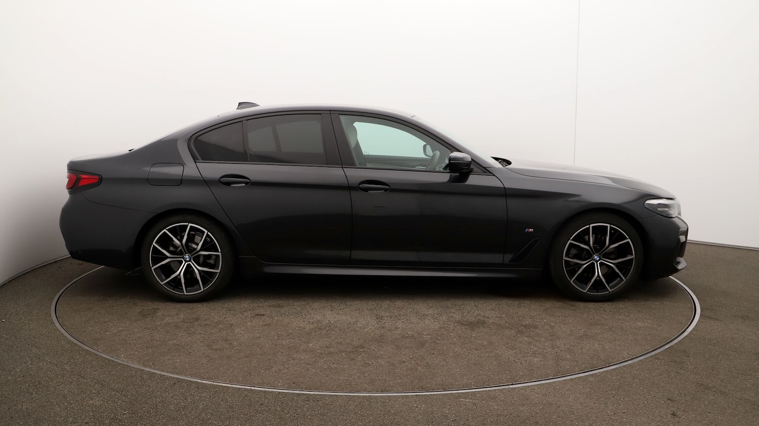 Used BMW 5 Series 2022 for sale - 76810534: Photo 43