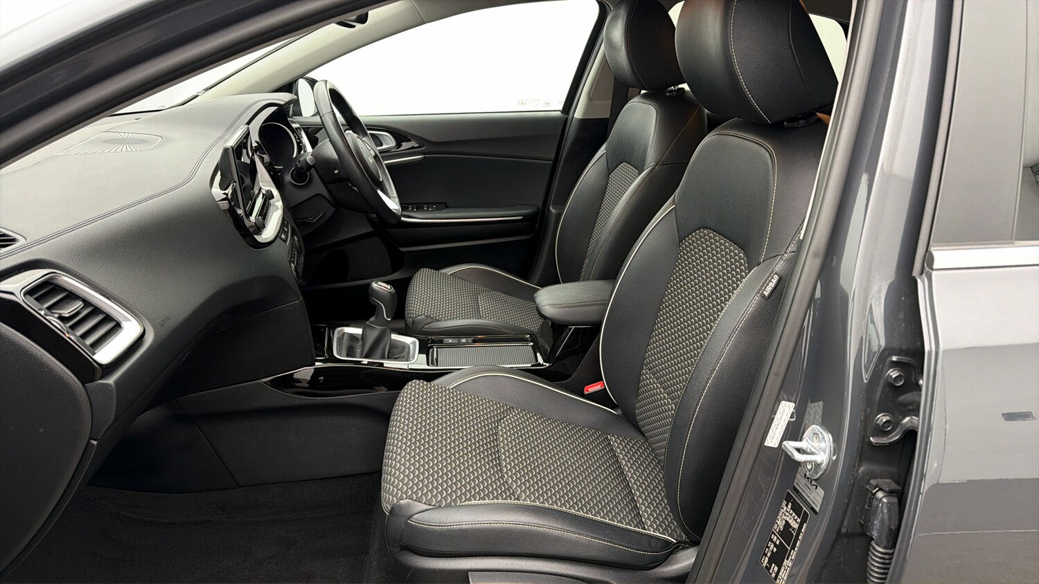 Used Kia XCeed for sale - 78026317: Photo 13