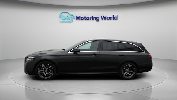 Used Mercedes-Benz E Class 2022 for sale - 76295031: Photo 5