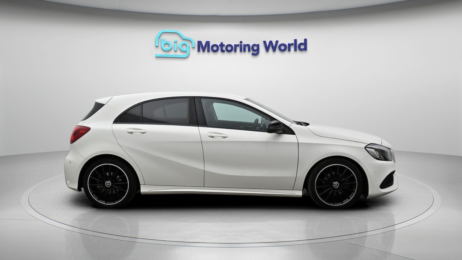 Used Mercedes-Benz A-Class 2017 for sale - 77873421: Photo 8