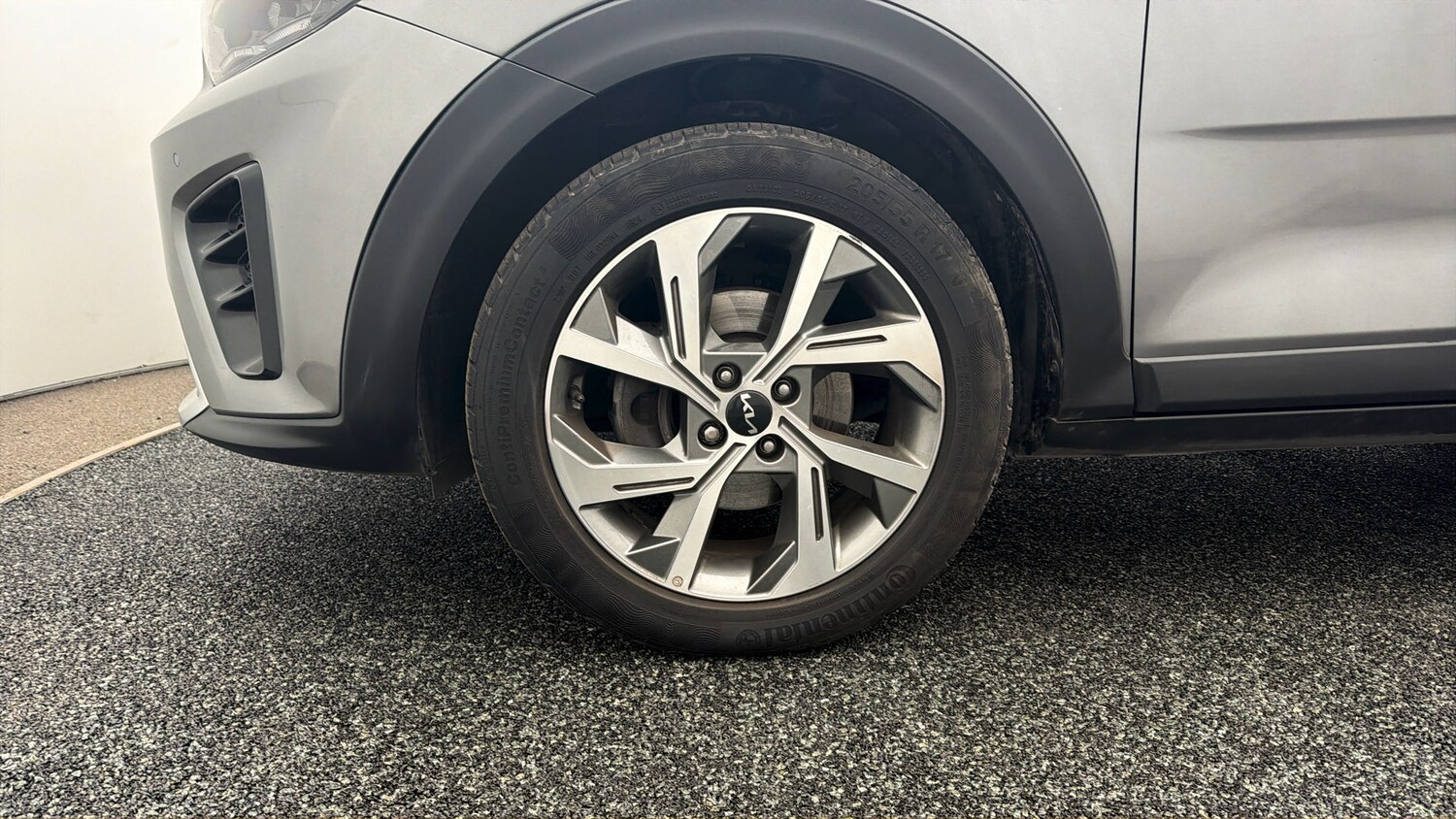 Used Kia Stonic 2024 for sale - 78150777: Photo 17