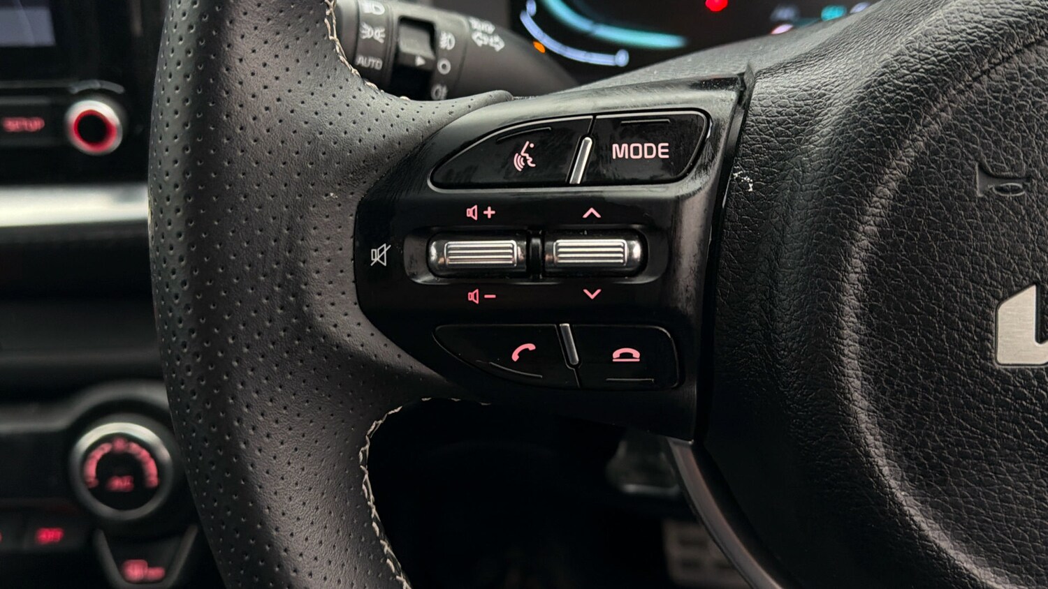 Used Kia Stonic 2024 for sale - 78150777: Photo 22