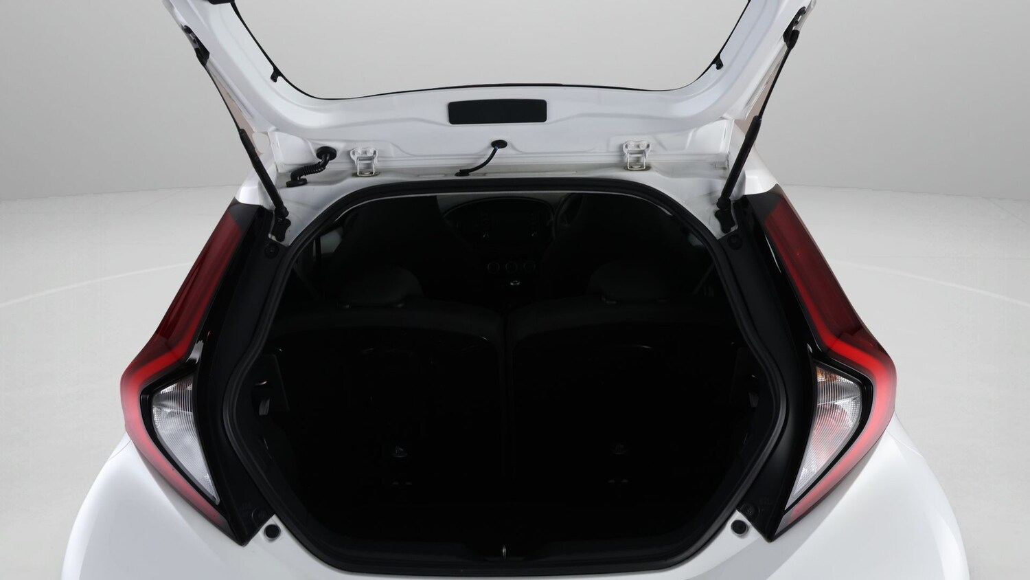 Used Toyota Aygo X 2022 for sale - 78042182: Photo 17