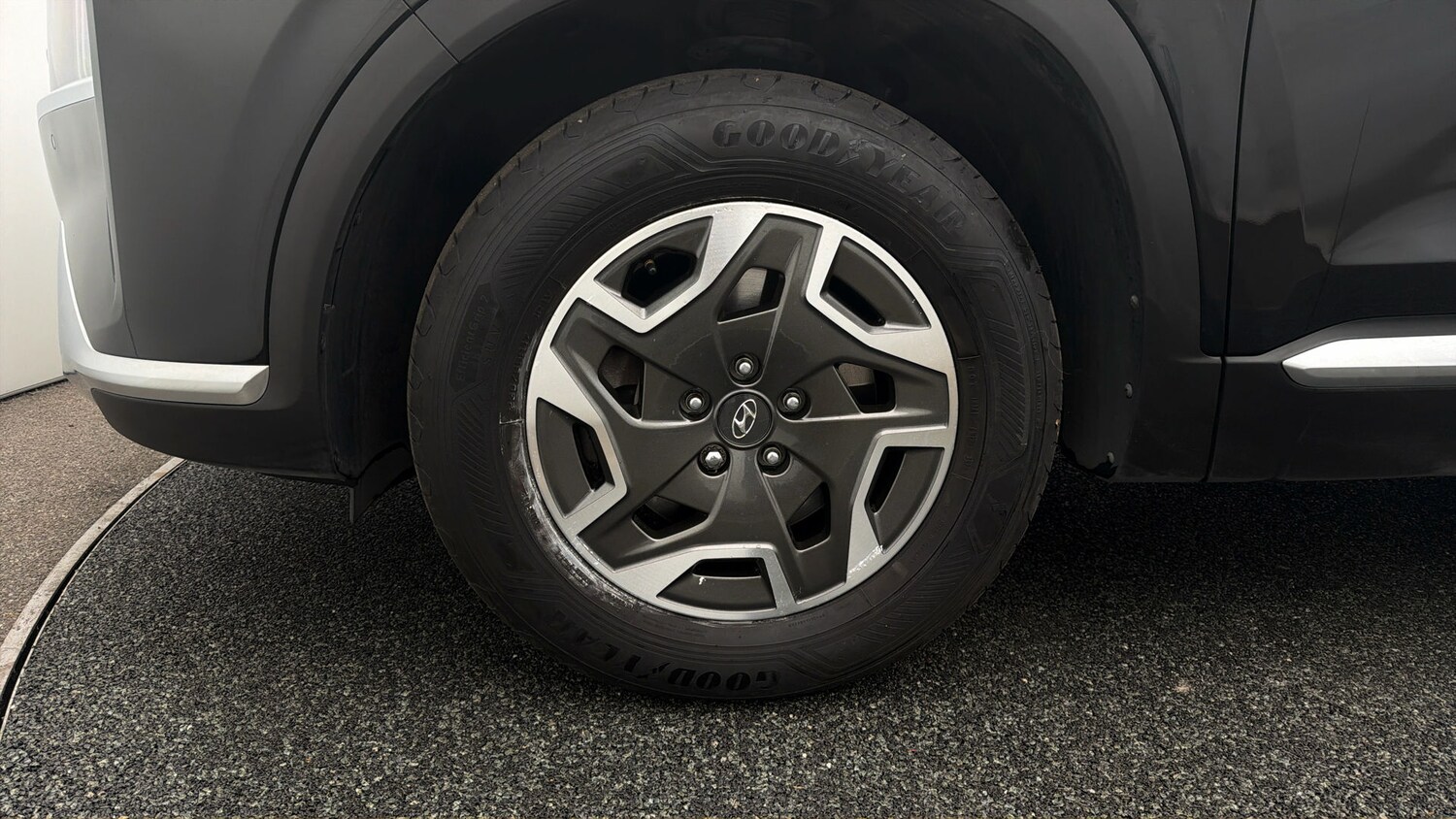 Used Hyundai Santa Fe 2023 for sale - 78223108: Photo 17