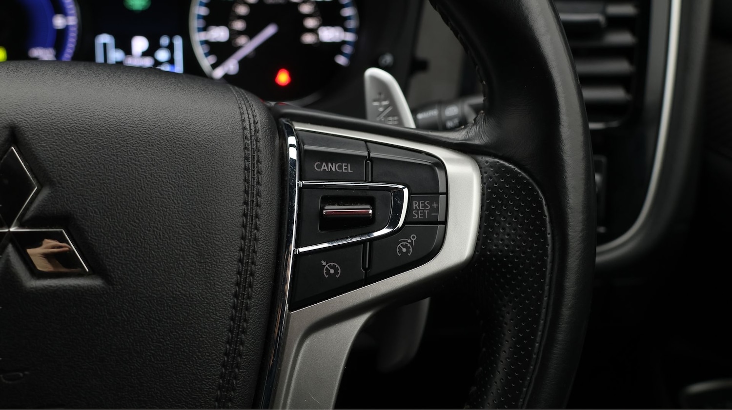 Used Mitsubishi Outlander 2021 for sale - 77675349: Photo 24