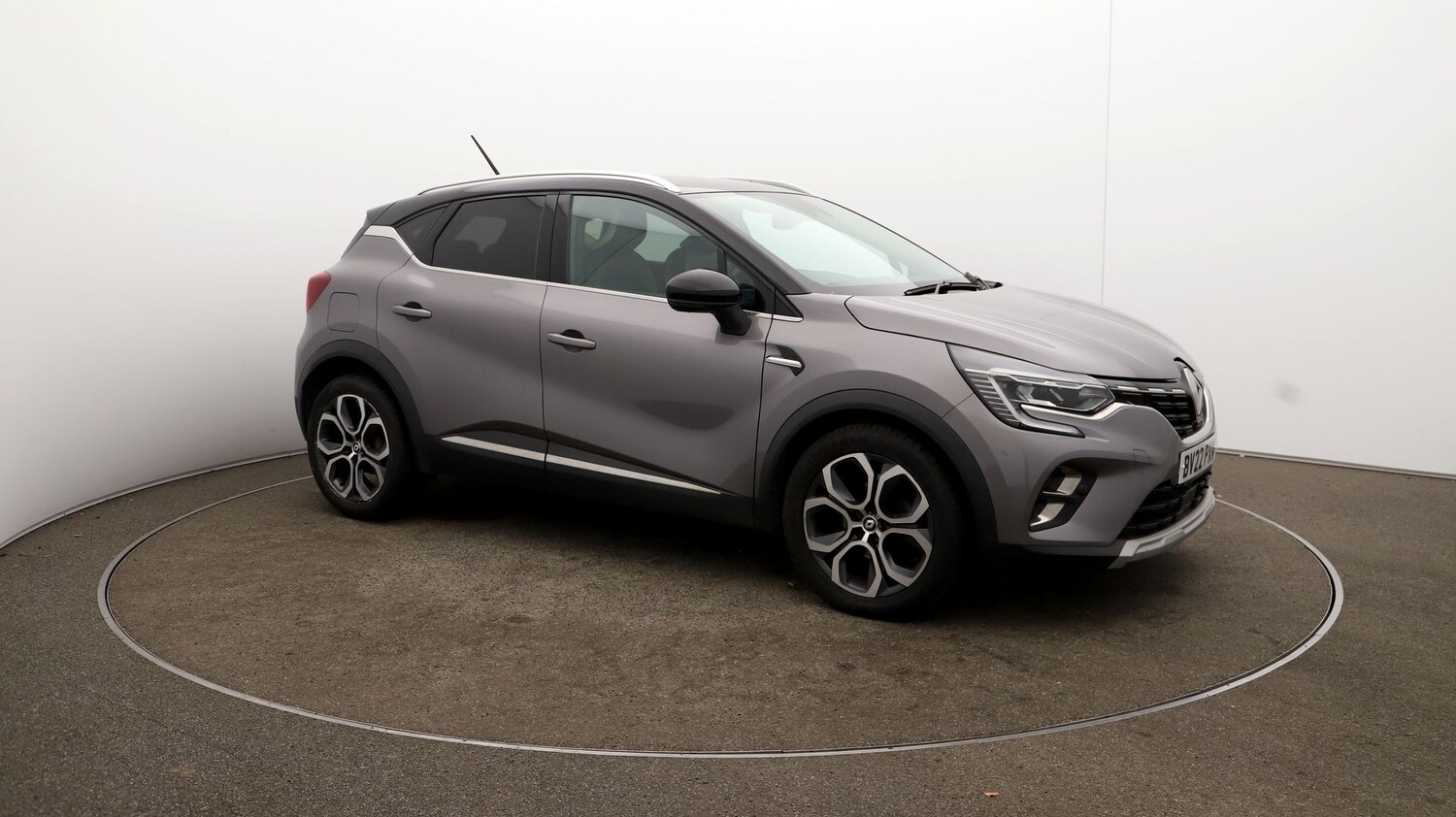 Used Renault Captur for sale - 76810812: Photo 30