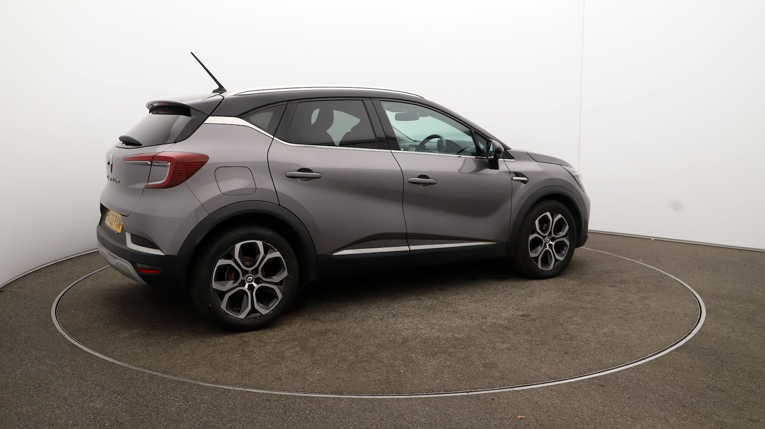 Used Renault Captur for sale - 76810812: Photo 43