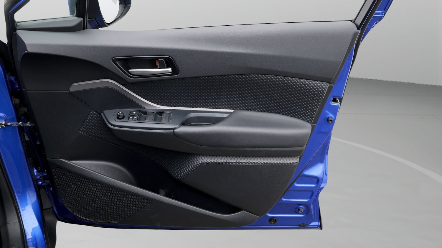 Used Toyota C-HR for sale - 77482379: Photo 15