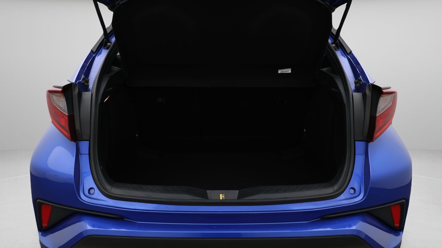 Used Toyota C-HR for sale - 77482379: Photo 17