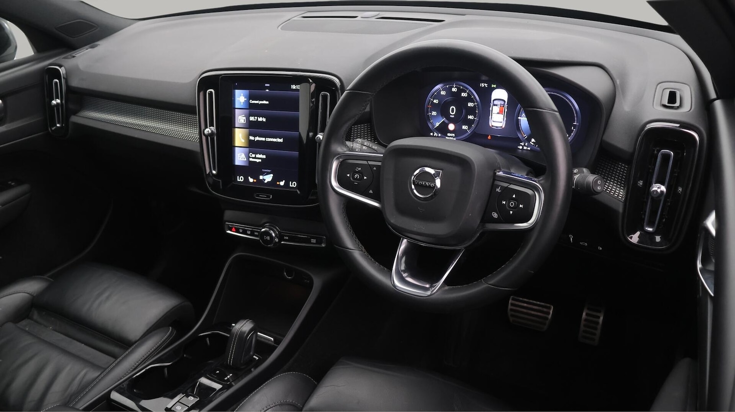 Used Volvo XC40 2021 for sale - 76606819: Photo 10