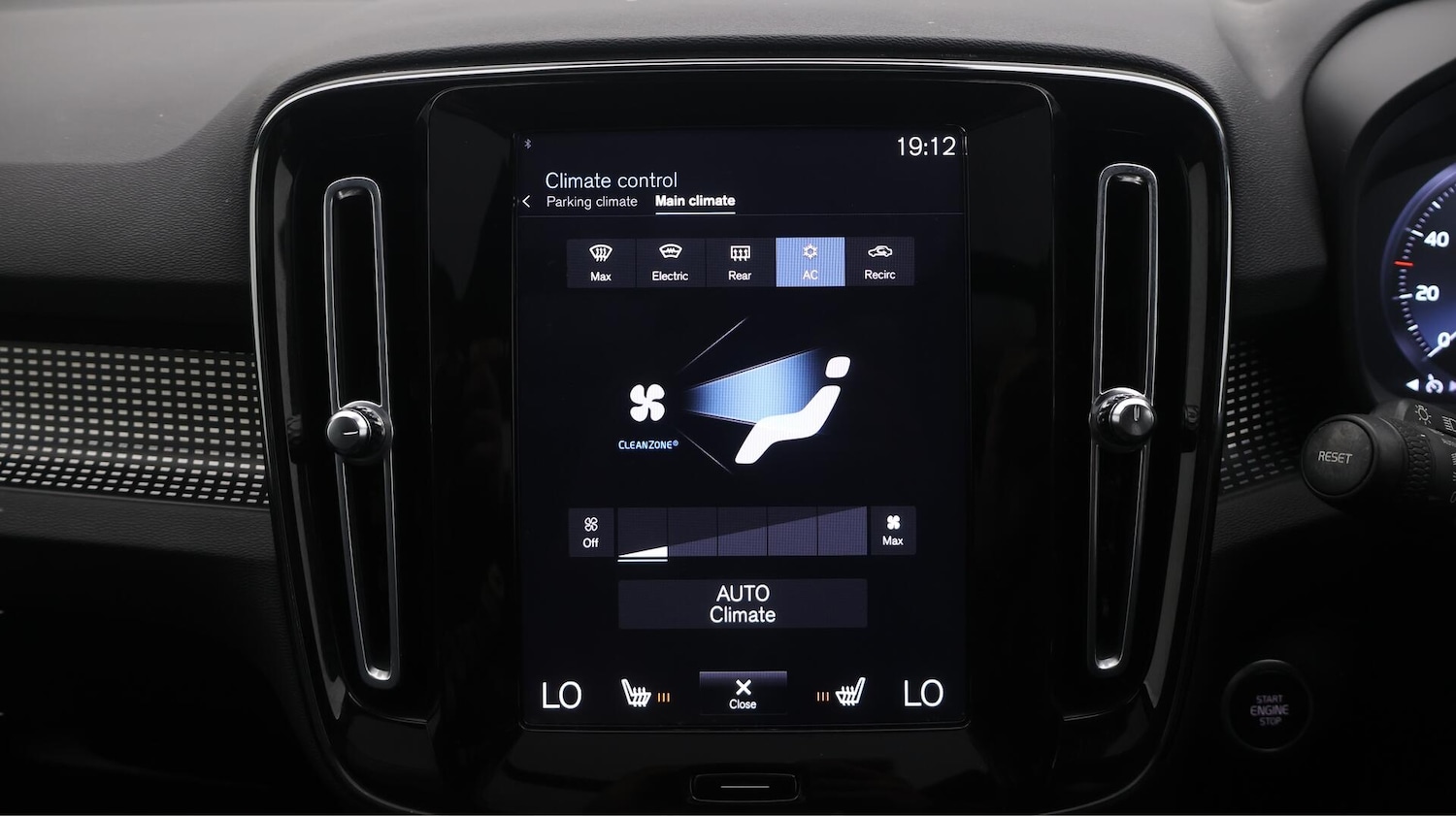 Used Volvo XC40 2021 for sale - 76606819: Photo 13