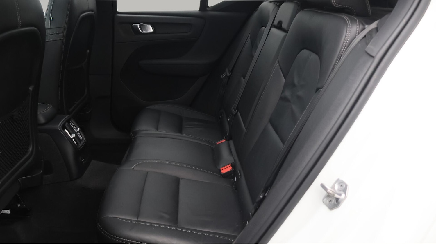 Used Volvo XC40 2021 for sale - 76606819: Photo 17