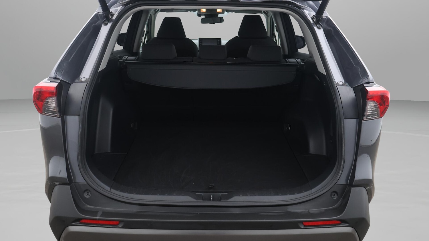 Used Toyota RAV4 2021 for sale - 76549755: Photo 18