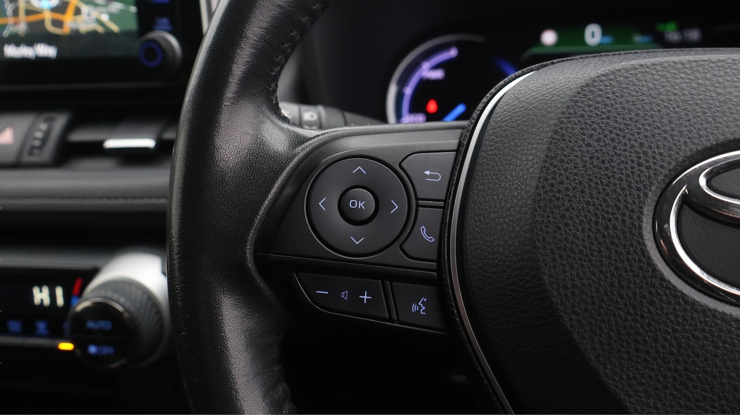 Used Toyota RAV4 2021 for sale - 76549755: Photo 26