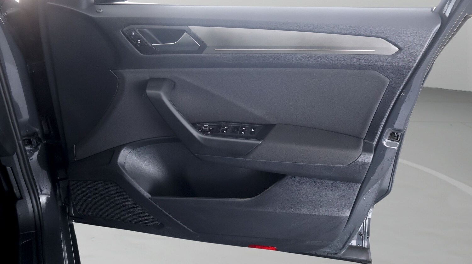 Used Volkswagen T-Roc 2021 for sale - 77747526: Photo 14