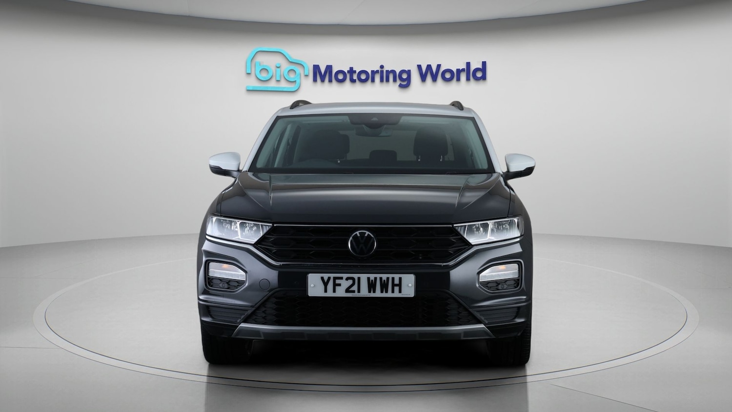 Used Volkswagen T-Roc 2021 for sale - 77747526: Photo 2