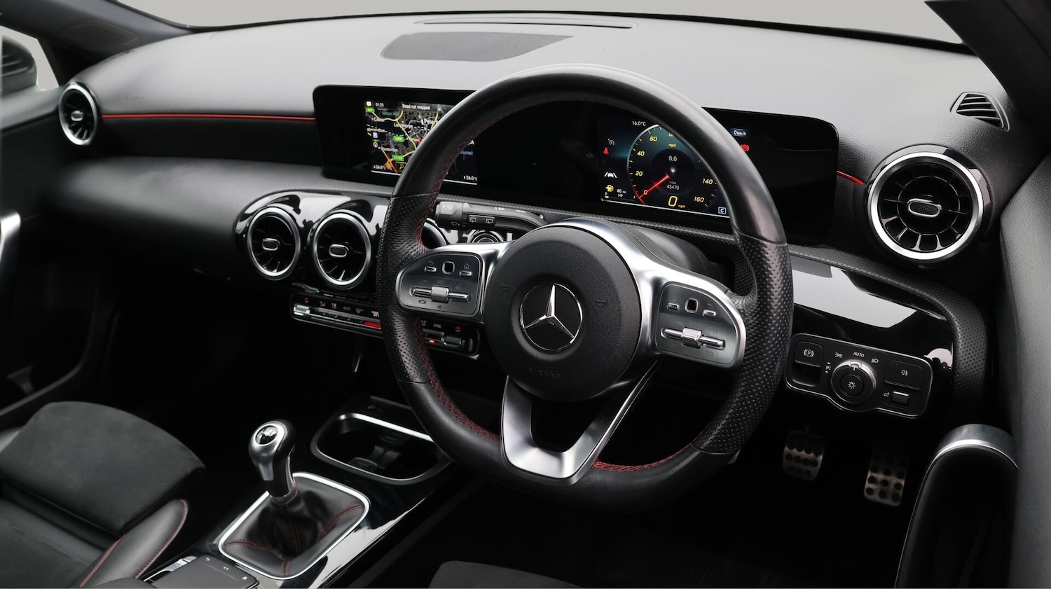 Used Mercedes-Benz A-Class 2018 for sale - 76657132: Photo 10