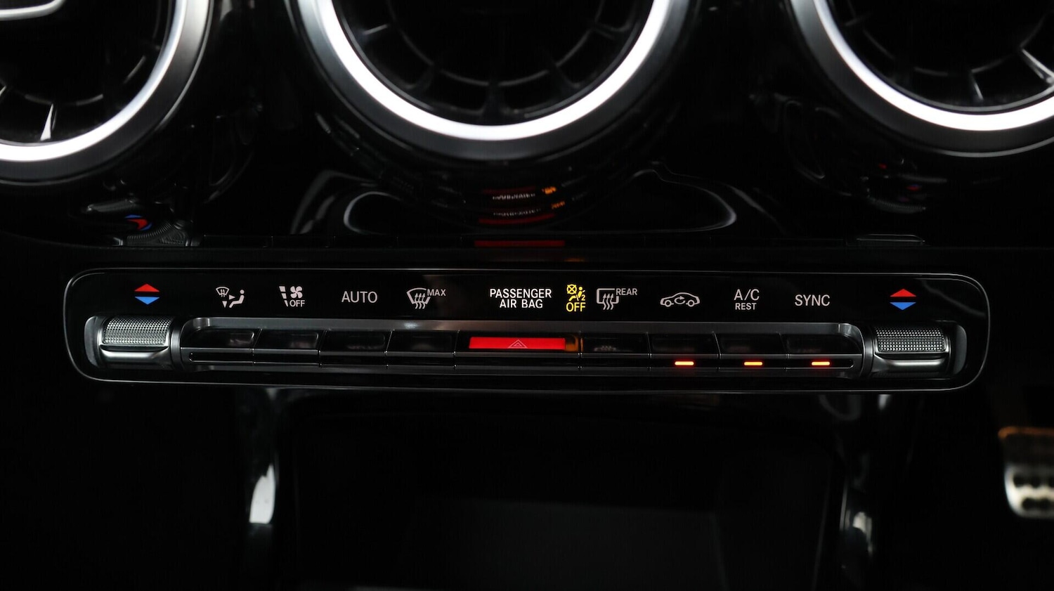 Used Mercedes-Benz A-Class 2018 for sale - 76657132: Photo 13