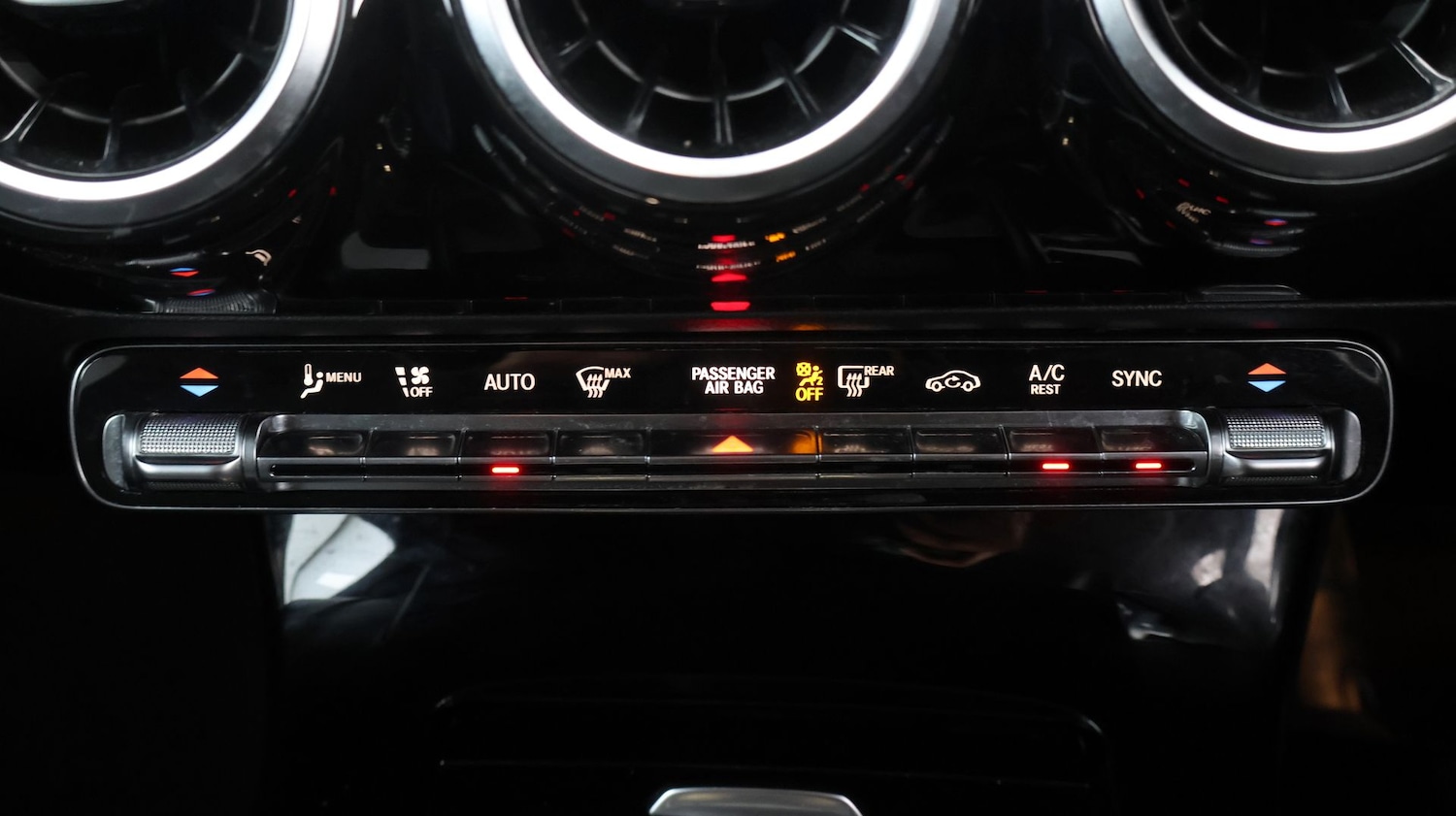 Used Mercedes-Benz CLA 2020 for sale - 77744860: Photo 12