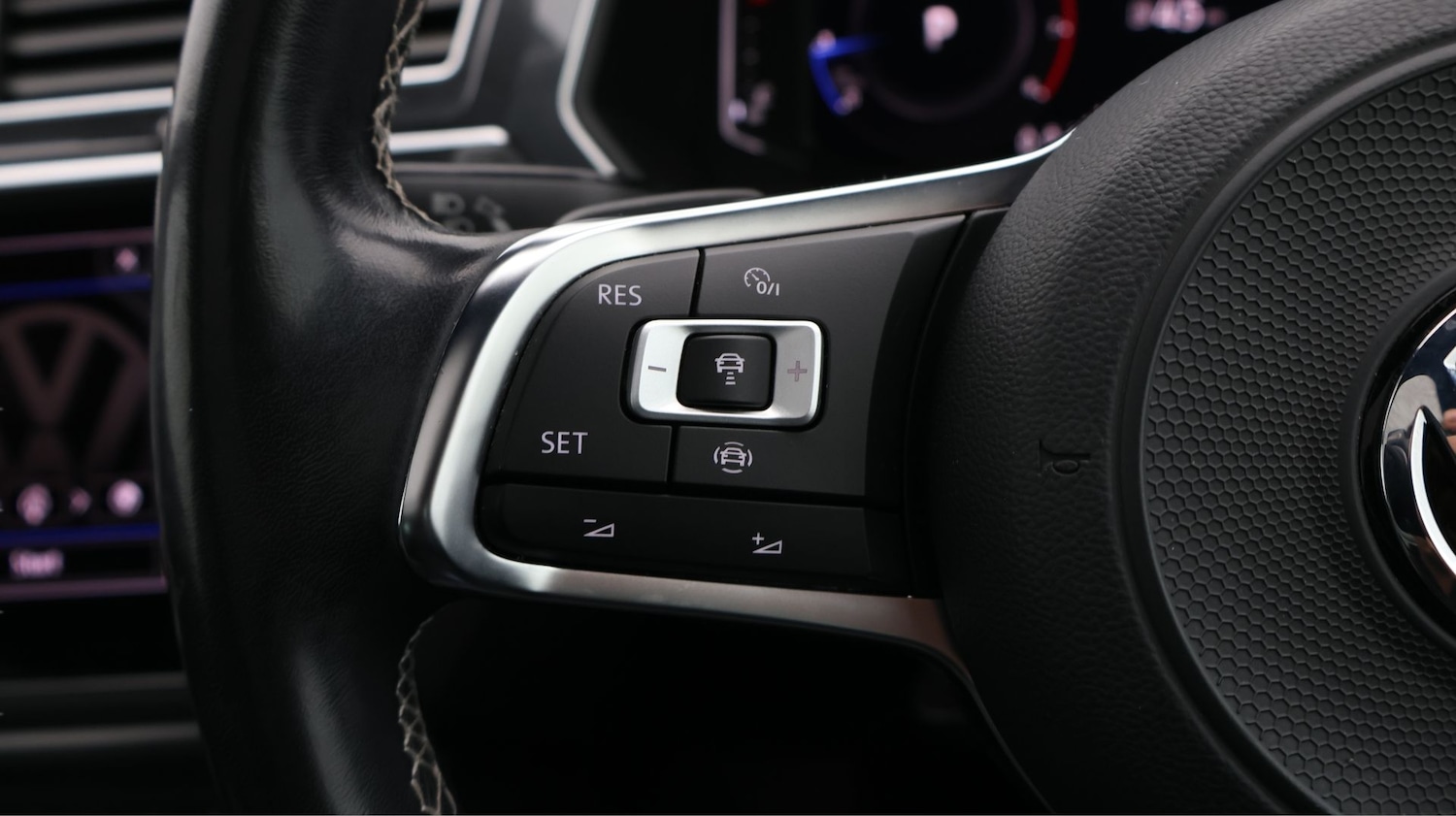 Used Volkswagen Tiguan 2020 for sale - 77367094: Photo 25