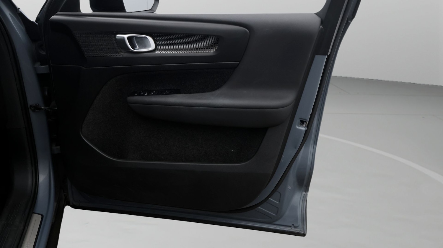 Used Volvo XC40 2022 for sale - 77631132: Photo 15