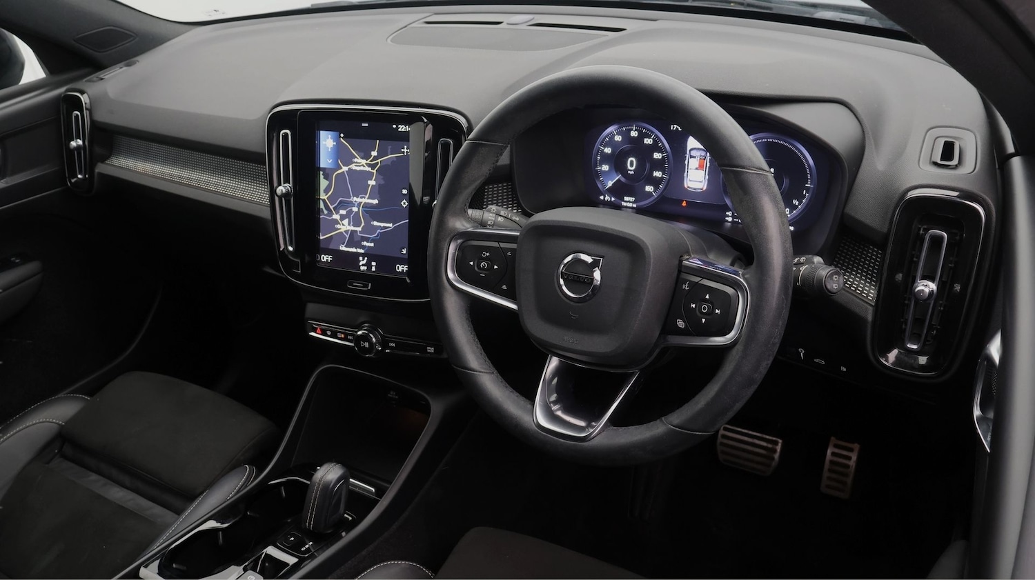 Used Volvo XC40 2022 for sale - 77631132: Photo 9