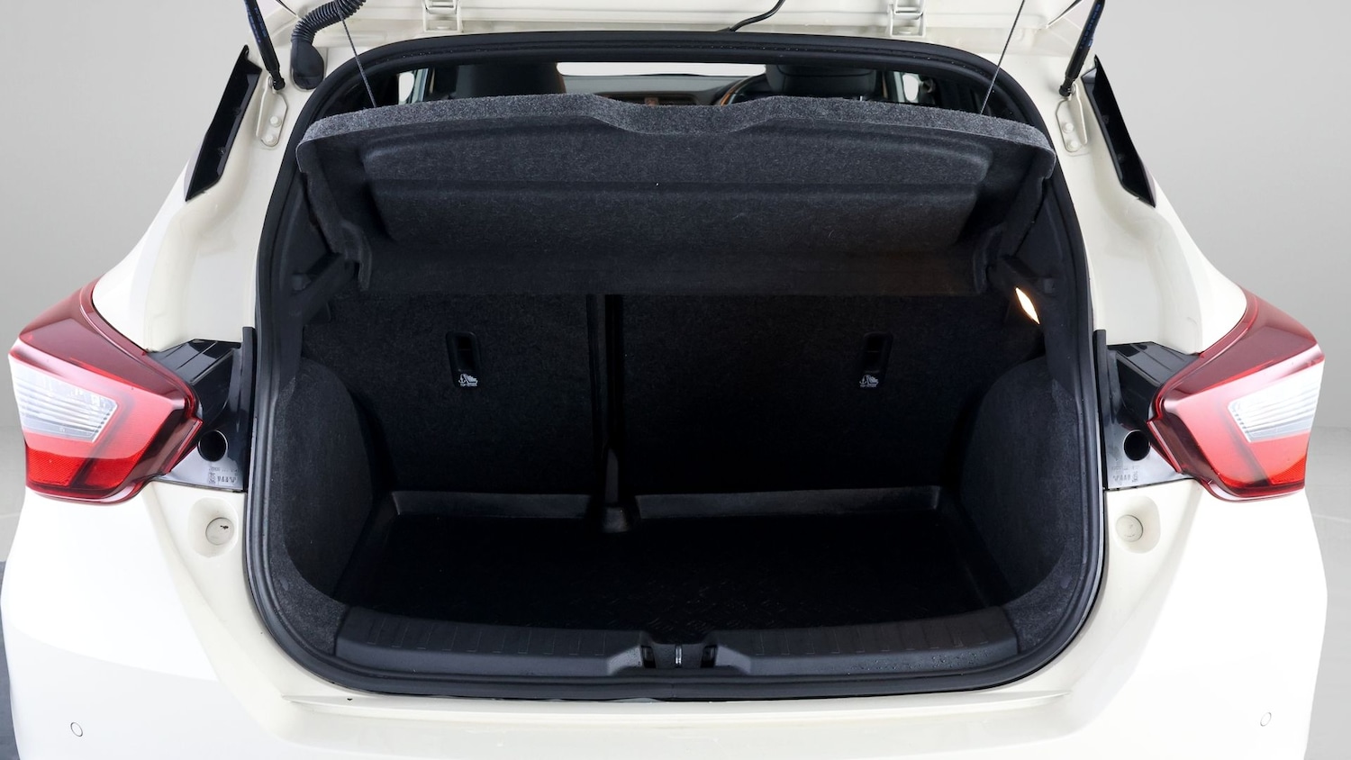 Used Nissan Micra 2022 for sale - 78042200: Photo 16