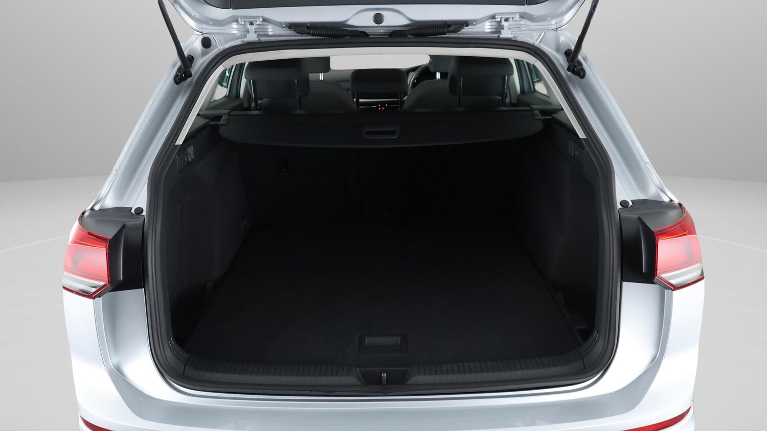 Used Volkswagen Golf 2022 for sale - 76001141: Photo 18