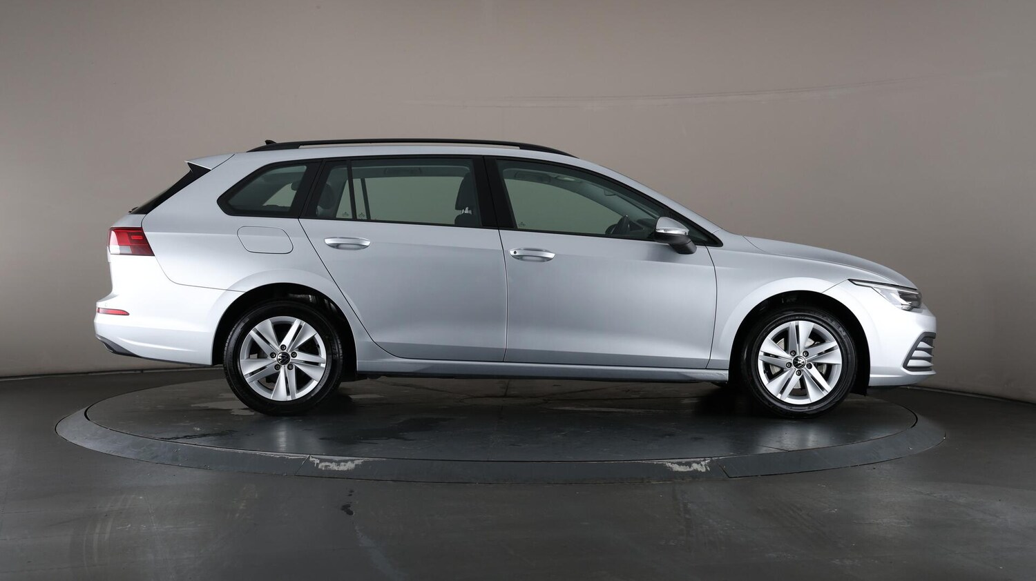 Used Volkswagen Golf 2022 for sale - 76001141: Photo 60