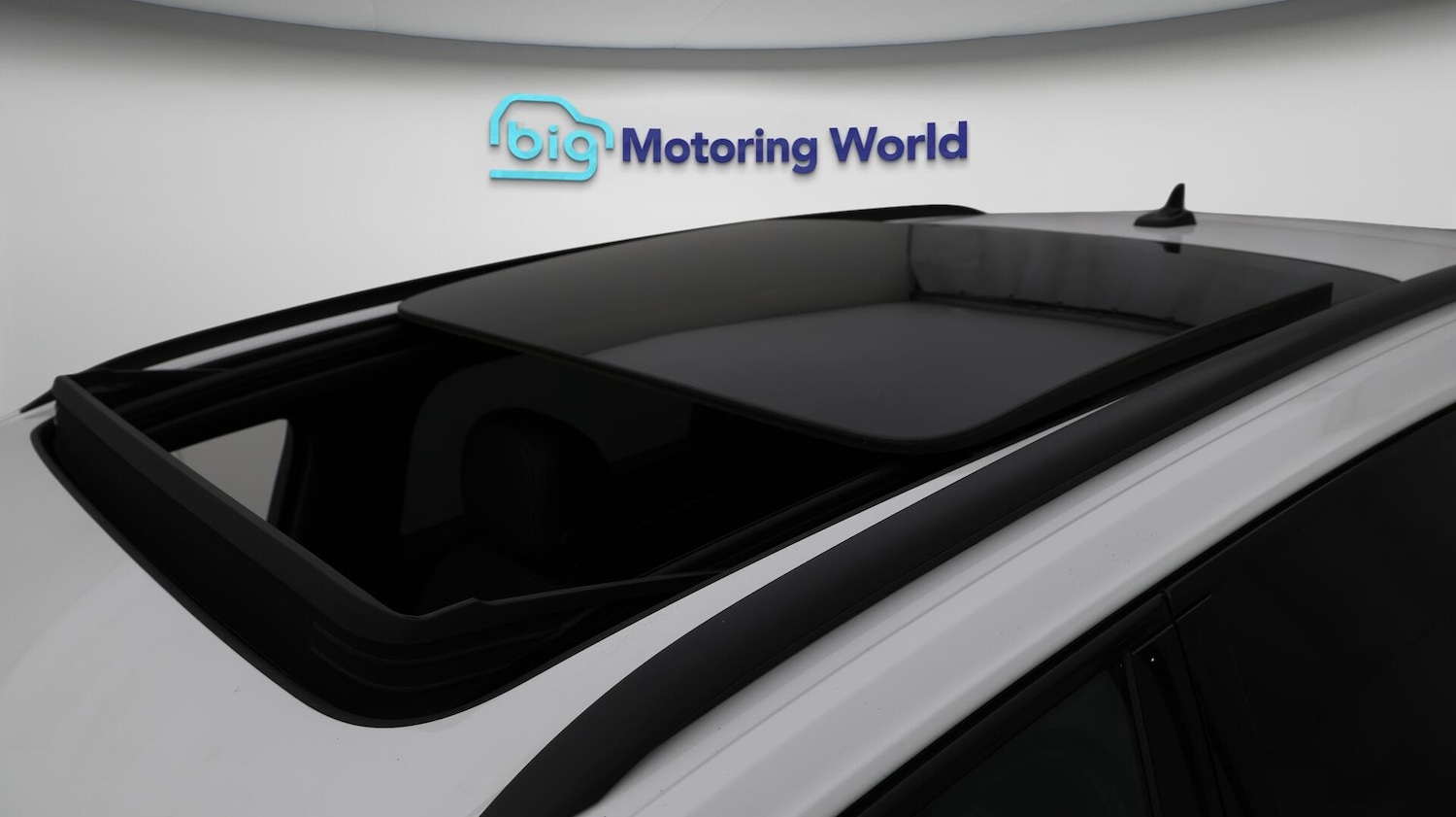 Used Volkswagen Touareg 2023 for sale - 76715451: Photo 21