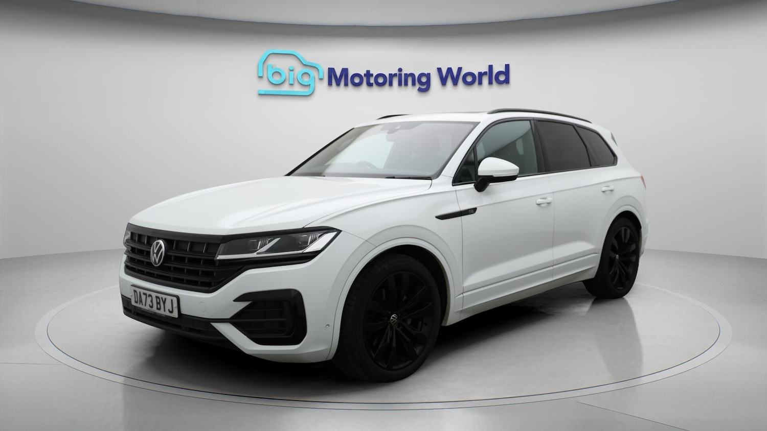 Used Volkswagen Touareg 2023 for sale - 76715451: Photo 4