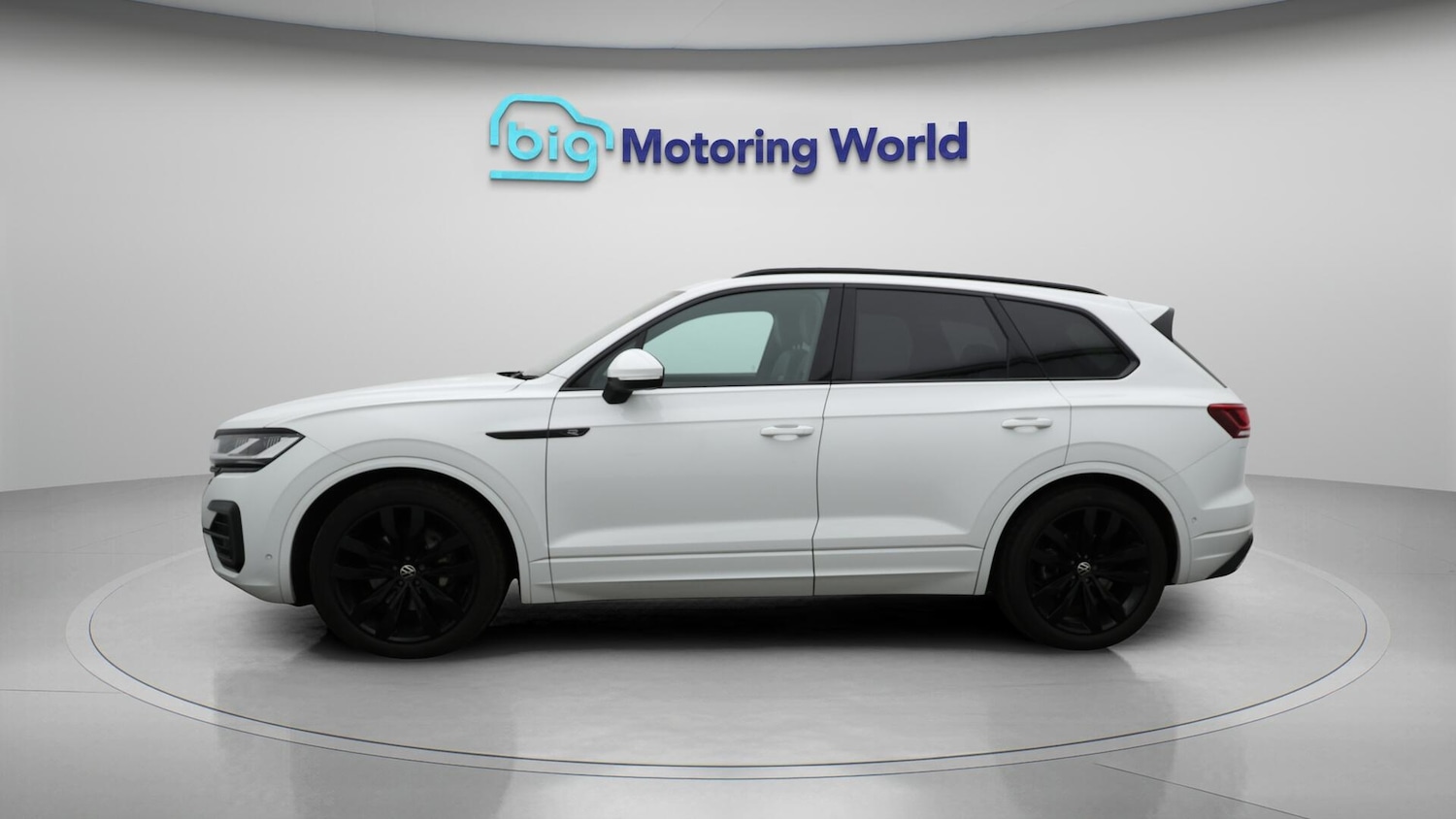 Used Volkswagen Touareg 2023 for sale - 76715451: Photo 5