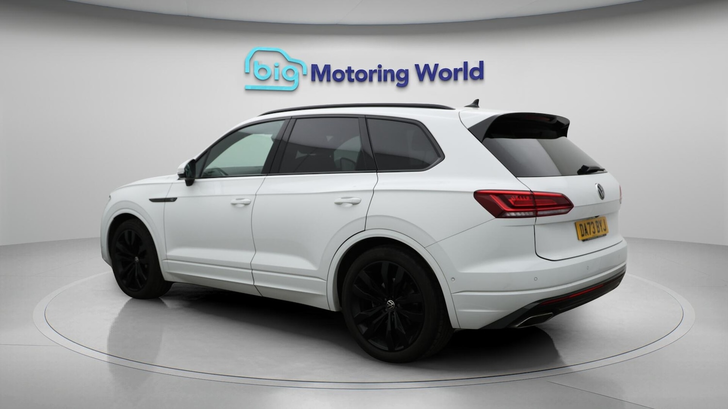 Used Volkswagen Touareg 2023 for sale - 76715451: Photo 6