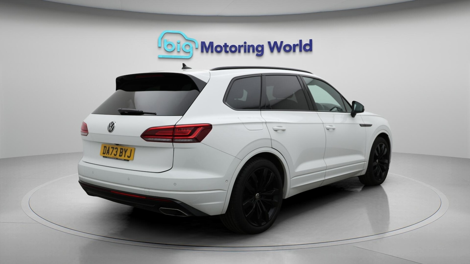 Used Volkswagen Touareg 2023 for sale - 76715451: Photo 8