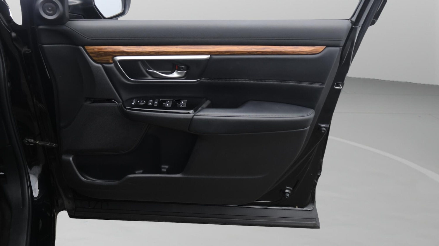 Used Honda CR-V 2018 for sale - 76573698: Photo 16