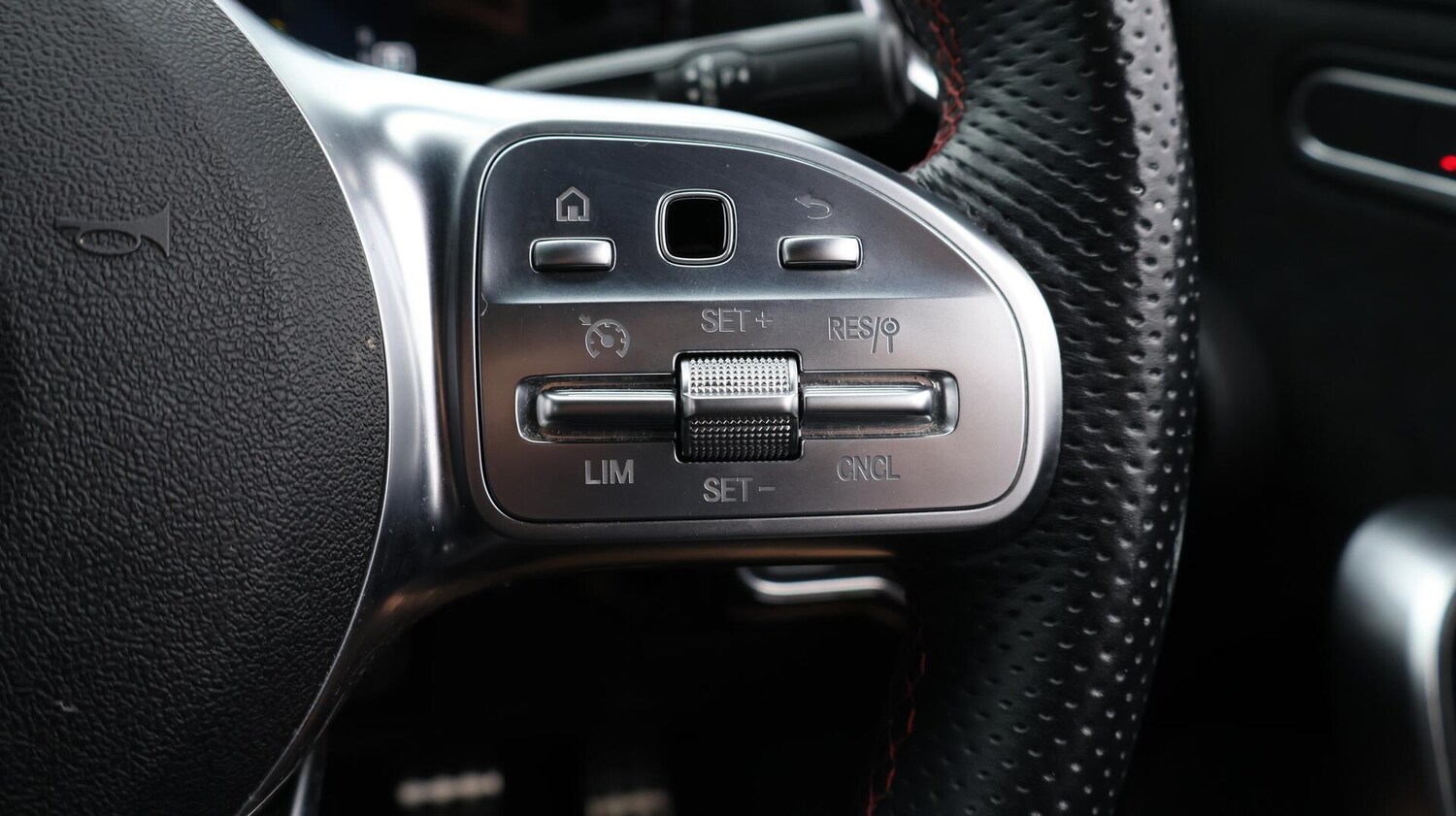 Used Mercedes-Benz A-Class 2020 for sale - 75839281: Photo 25