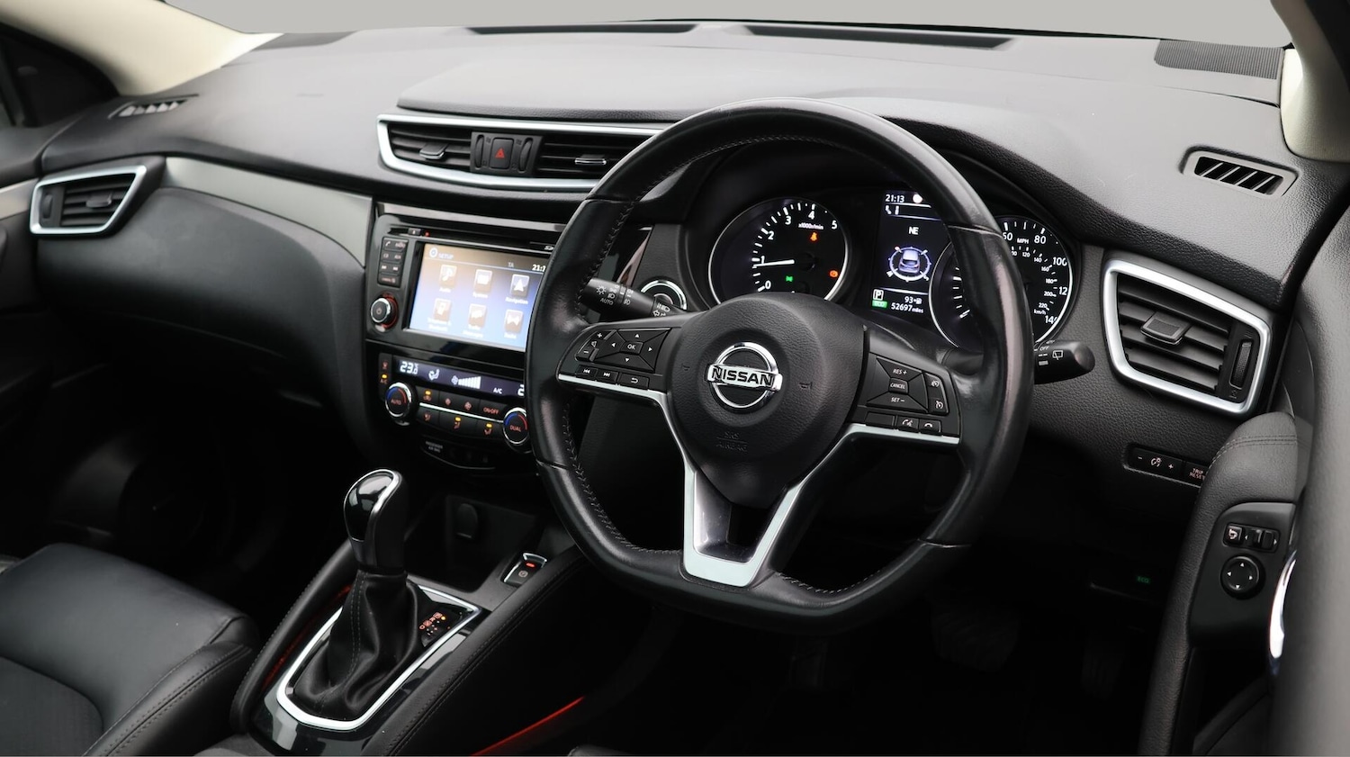 Used Nissan Qashqai 2018 for sale - 76381315: Photo 9