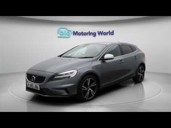 Used Volvo V40 2019 for sale - 74750521: Photo