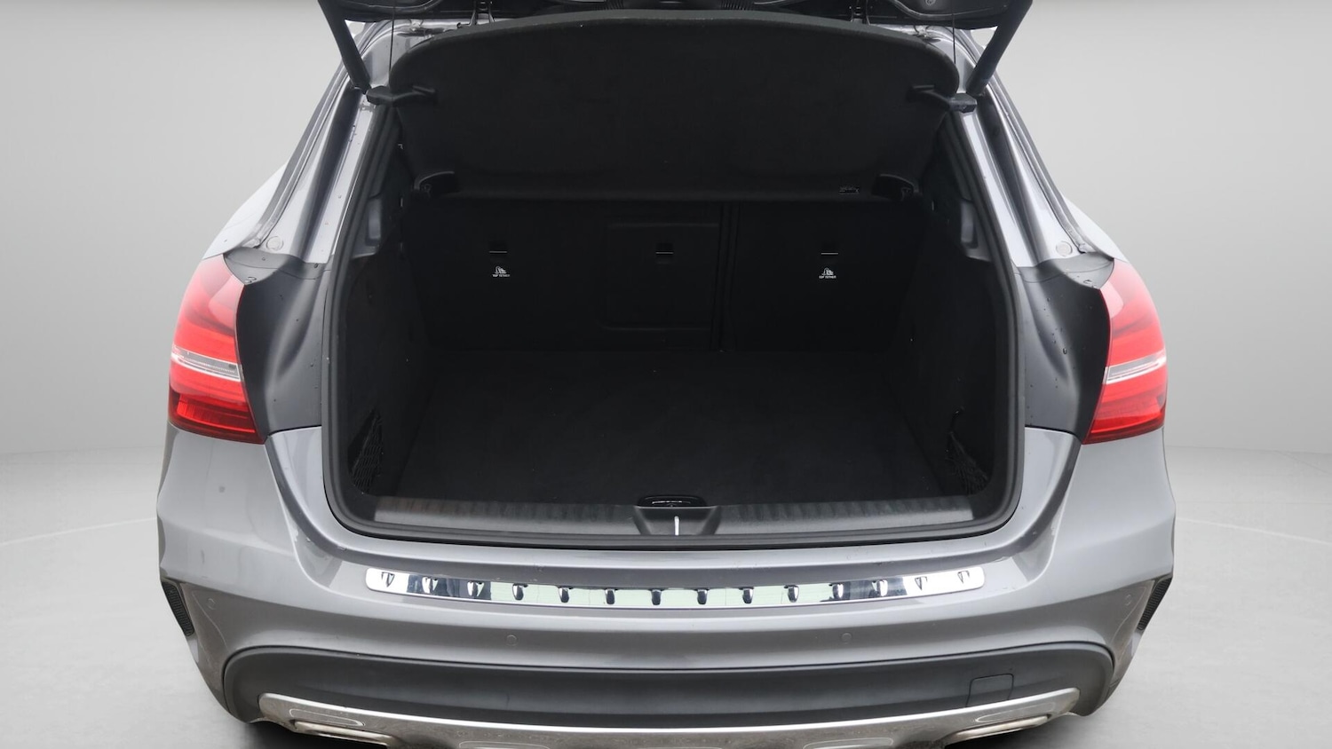 Used Mercedes-Benz GLA 2019 for sale - 76371339: Photo 18