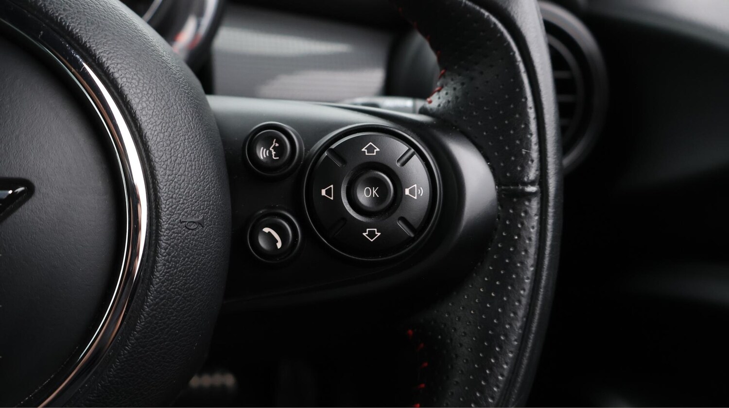 Used MINI Hatch 2019 for sale - 76620322: Photo 26