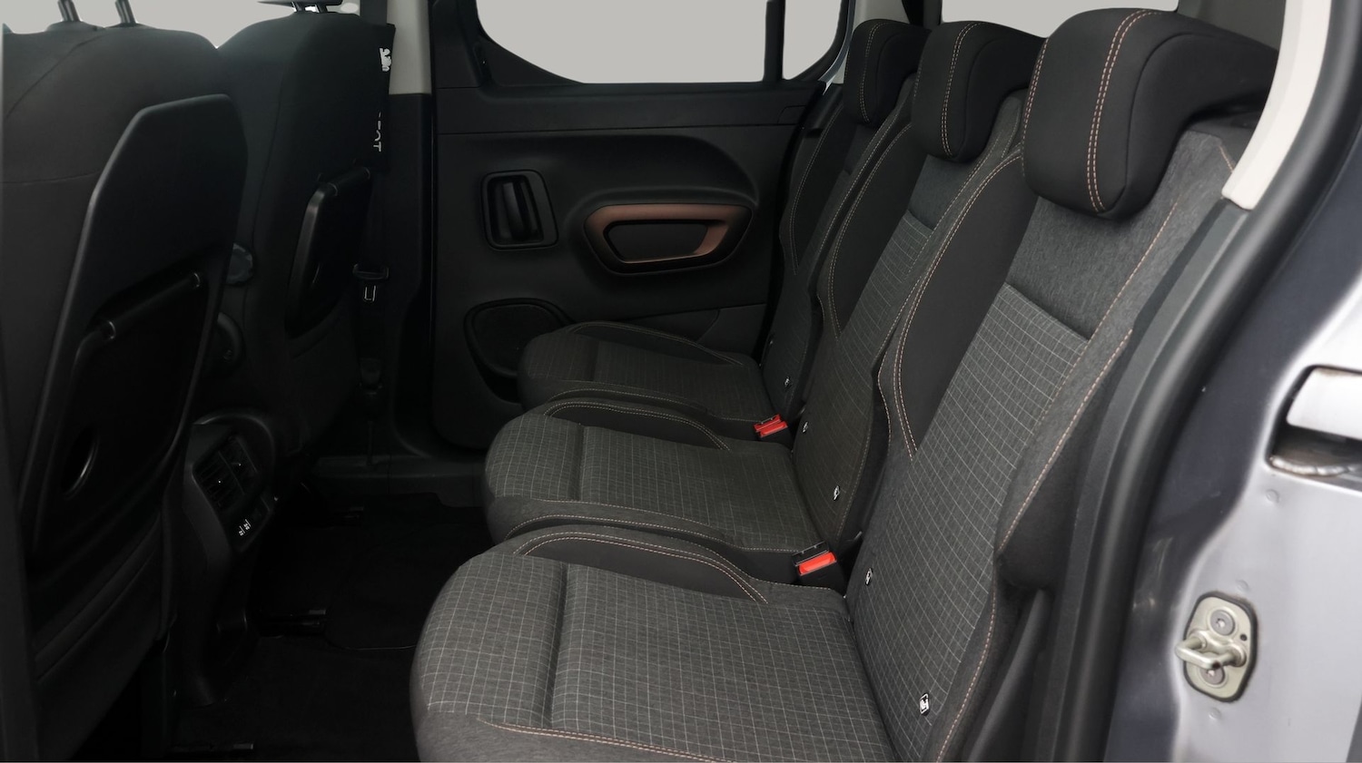 Used Peugeot Rifter 2019 for sale - 77630906: Photo 16